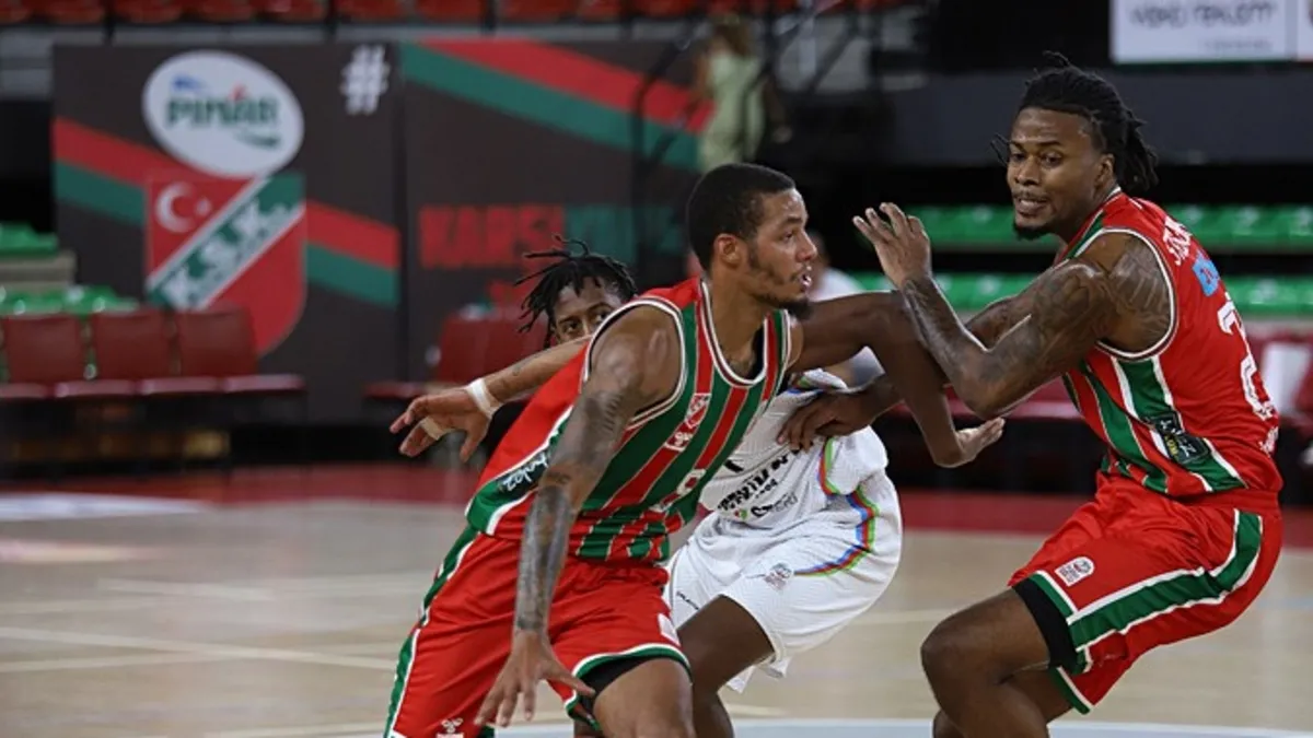 Aliağa Petkimspor, Karşıyaka'yı Hazırlık Maçında 86-79 Yendi