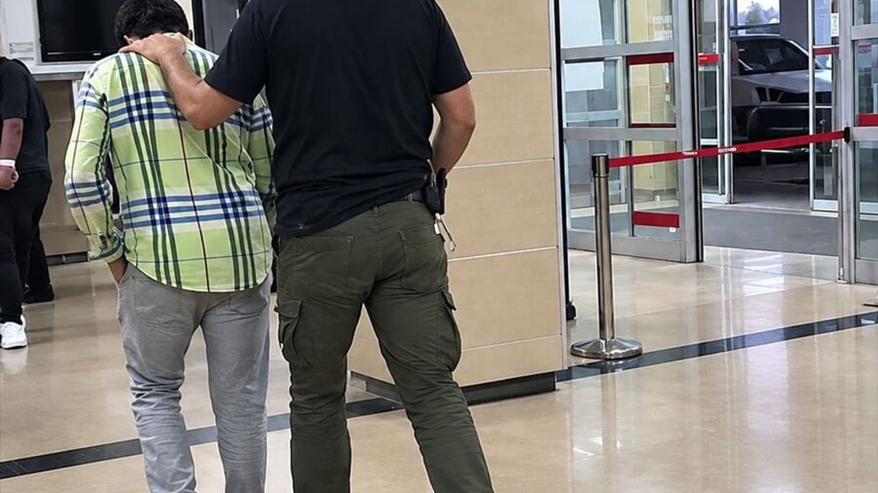 Kırıkkale'de Firari 4 Hükümlü Yakalanarak Cezaevine Teslim Edildi