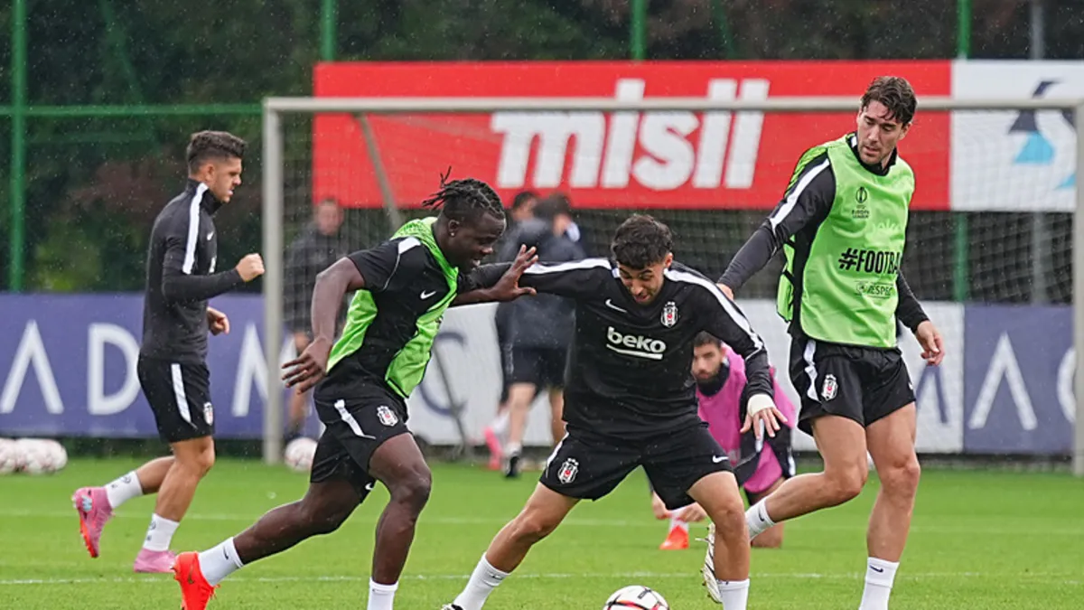 Beşiktaş'ın UEFA Avrupa Ligi Kadrosu Belli Oldu: 26 İsim Açıklandı