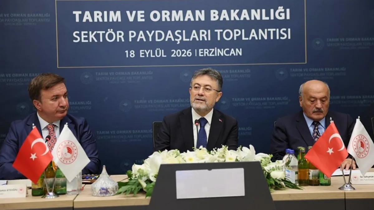 Tarım ve Orman Bakanı Yumaklı, Erzincan'da Sektör Temsilcileriyle Bir Araya Geldi