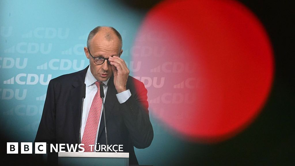Almanya'da iki kritik eyalet seçimi: CDU baraj altında kalabilir, Merz'in koltuğu sallantıda