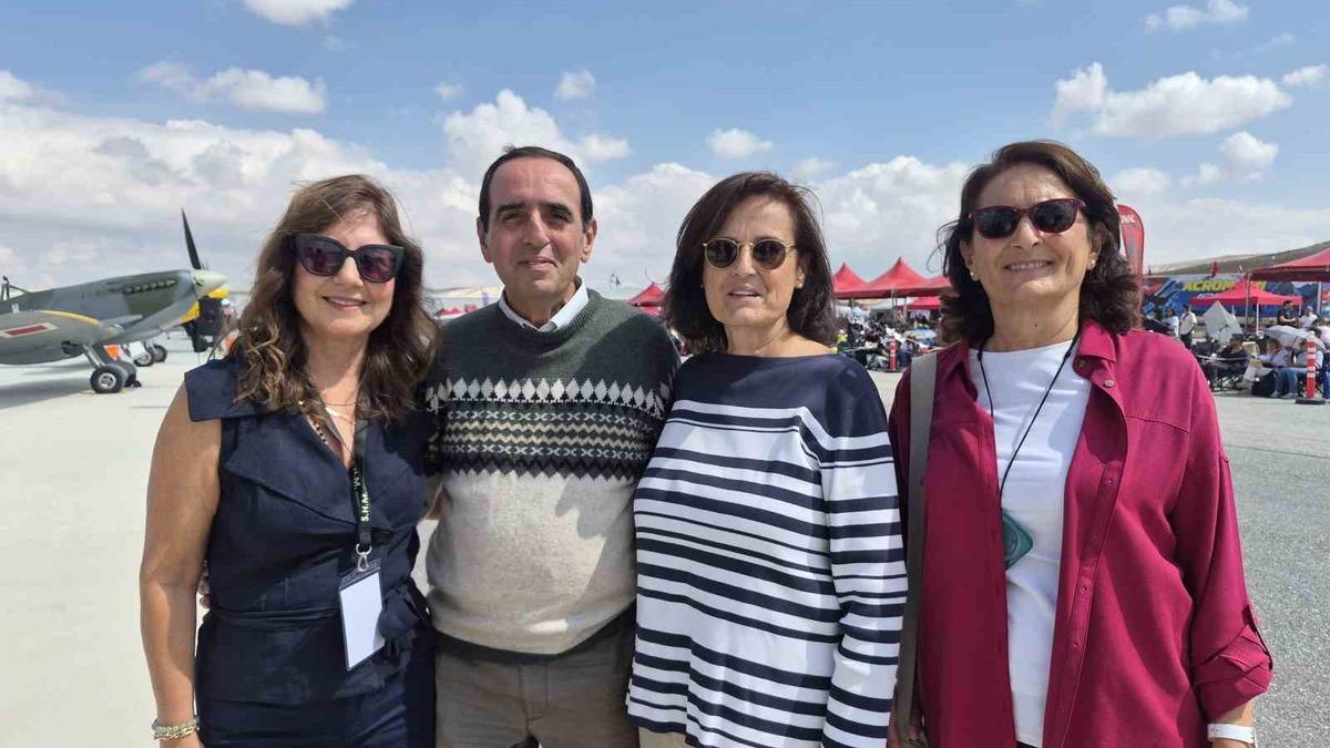 Nuri Demirağ ve Vecihi Hürkuş'un torunları 11. SHG Airshow'da bir araya geldi