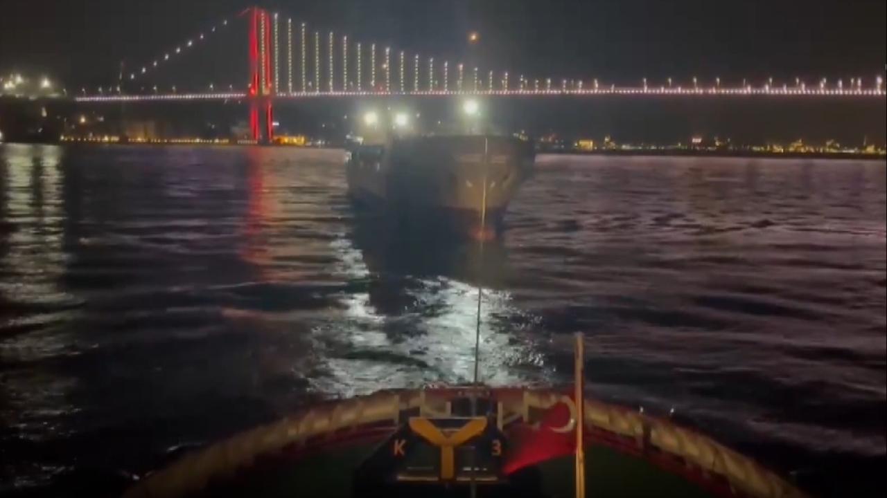 İstanbul Boğazı'nda Makine Arızası Yapan ANI STAR Gemisi Kurtarıldı