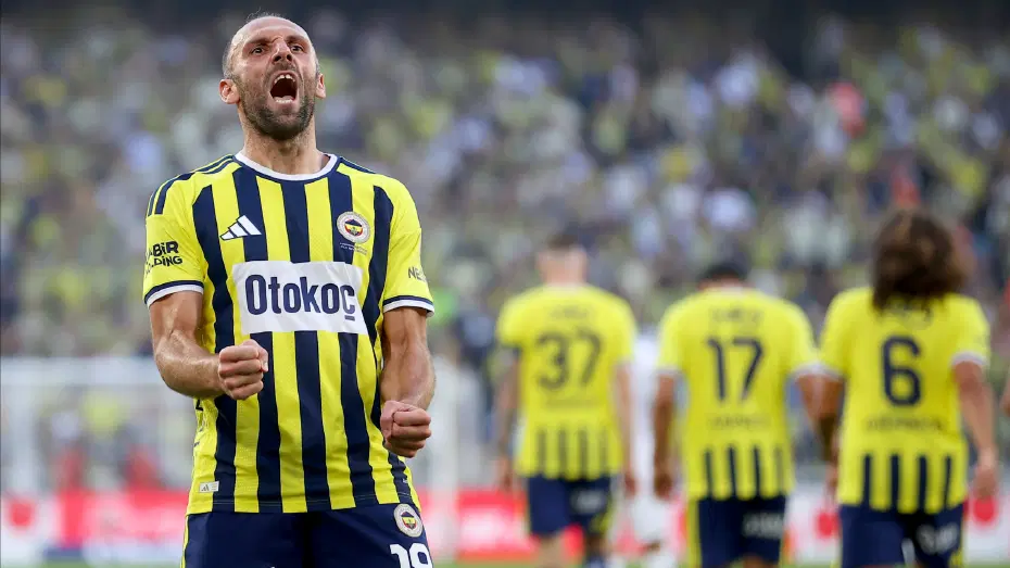 Fenerbahçe 8-0'la milli araya girdi, Amed liderliği kaptı, Salah dünya gündemine oturdu
