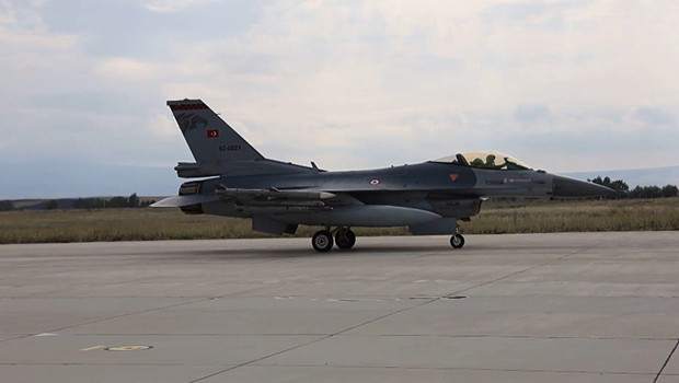 Türk Hava Kuvvetleri, Kıbrıs'ın Güneyinde Kapsamlı Eğitim Uçuşu Gerçekleştirdi