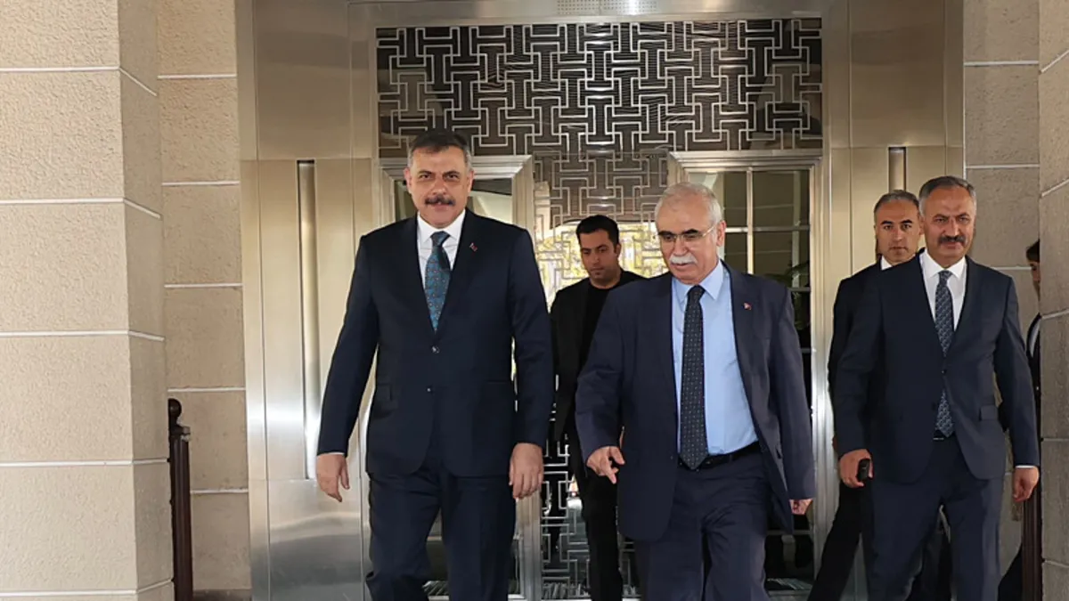 İçişleri Bakanı Çiftçi, AYM Başkanı Özkaya'yı Ziyaret Etti