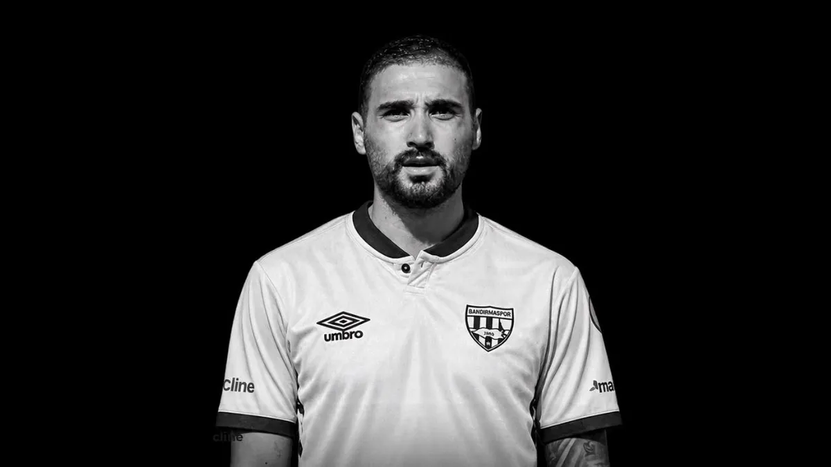Bandırmasporlu Futbolcu Tolga Kalender 25 Yaşında Hayatını Kaybetti