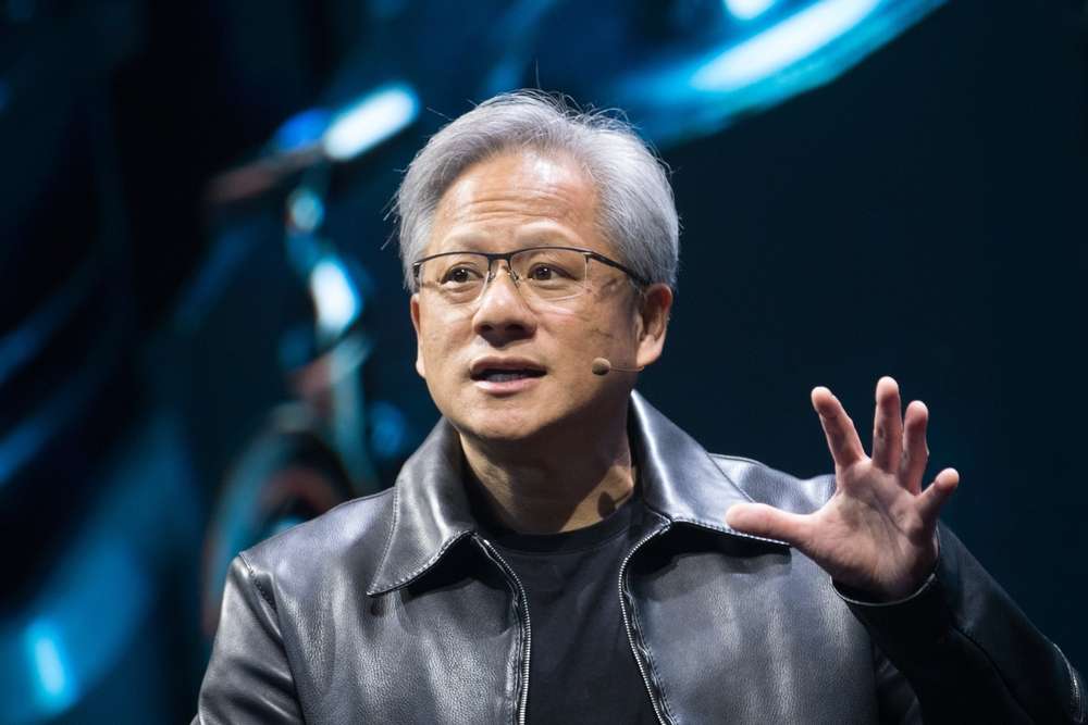 Jensen Huang: Yapay zeka şirketleri mevcut yasalardan muaf tutulmamalı