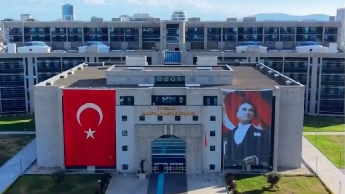 Trafik kazası mağdurlarının verilerini çalan çete çökertildi: 15,6 milyar lira haksız kazanç