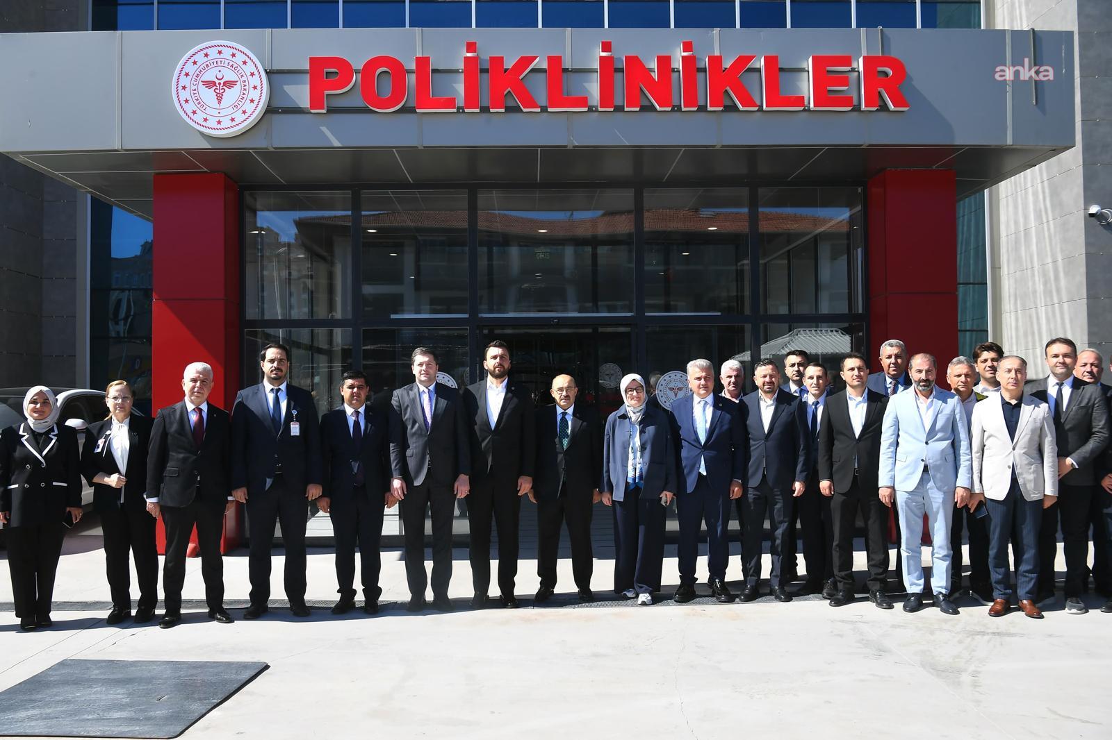 Sındırgı Devlet Hastanesi yeni binasında hasta kabulüne başladı