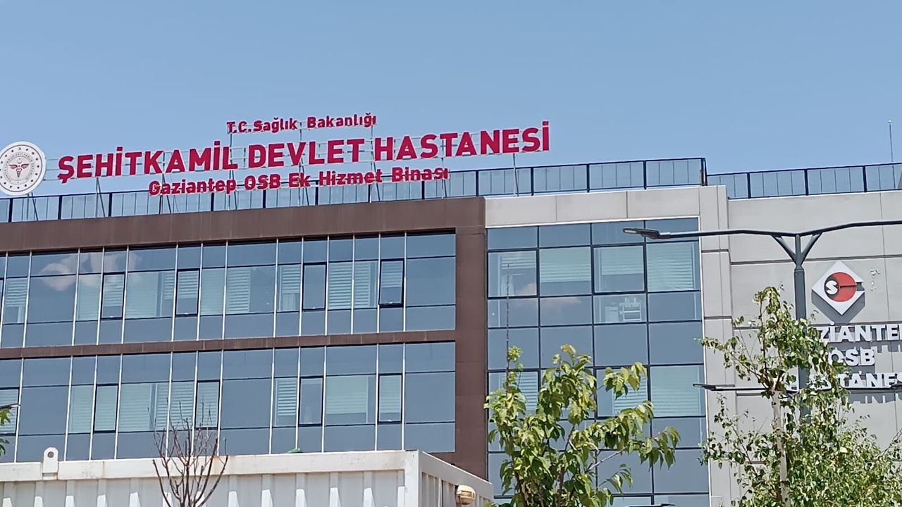 Tekstil fabrikasında silindir makinesine kolunu kaptıran işçi kurtarılamadı