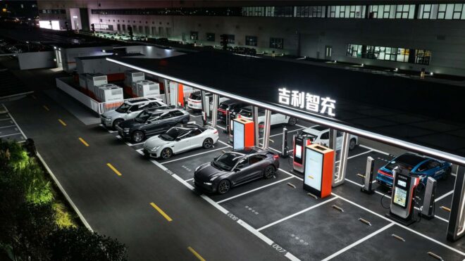 Geely'nin 2.250 kW'lık şarj istasyonları Çin'de beş şehirde devrede