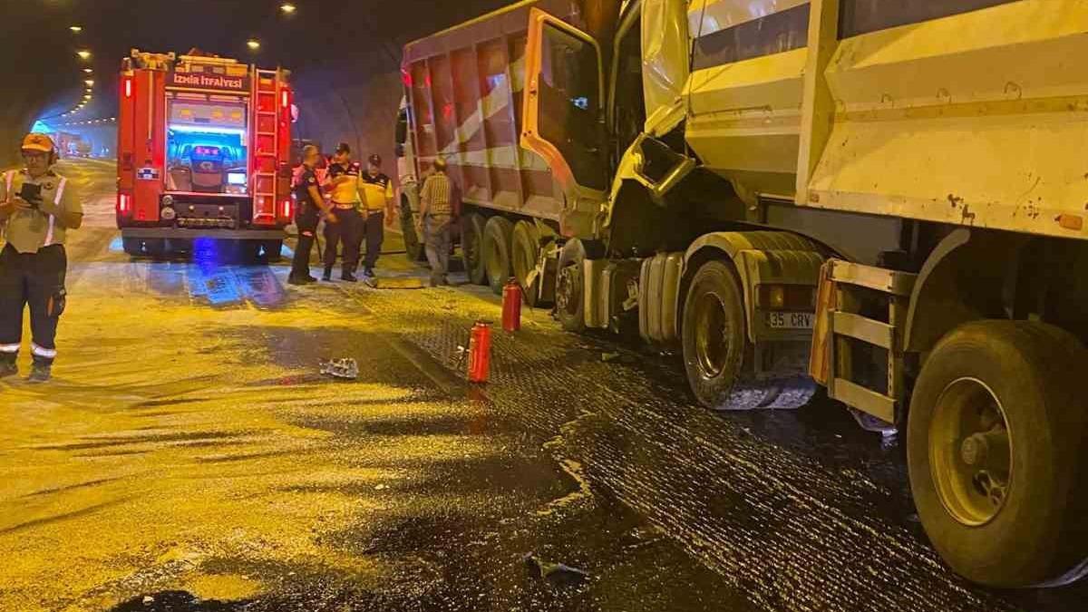 Selatin Tüneli'nde tır çarpışması: 1 yaralı