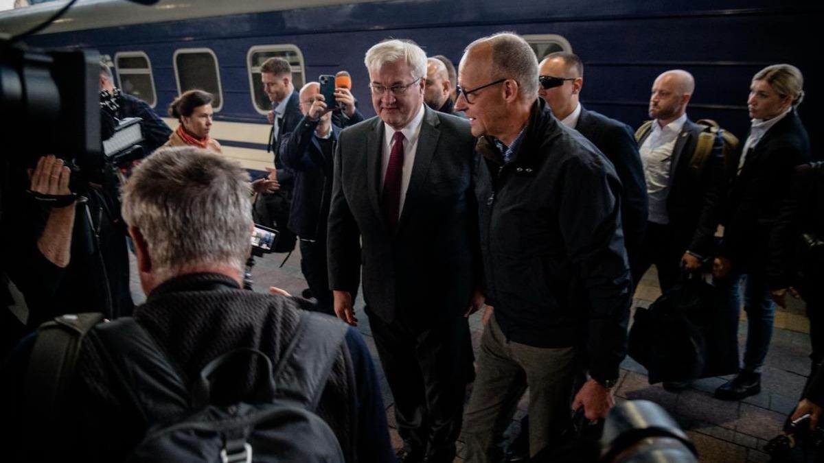 Almanya Başbakanı Merz'den Kiev'e Sürpriz Destek Ziyareti