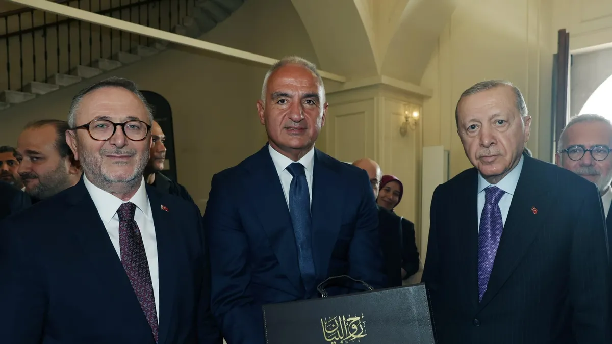 23 Yılda Yazılan Rûhu'l-Beyân'ın Müellif Nüshası Tıpkıbasımla Yeniden Hayat Buldu