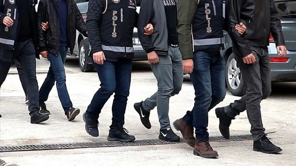 İstanbul'da El-Kaide ve DEAŞ'a Terörün Finansmanı Operasyonu: 14 Gözaltı