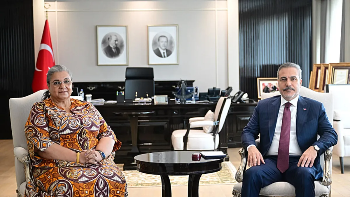 Dışişleri Bakanı Fidan, BM Libya Özel Temsilcisi Tetteh ile Ankara'da Bir Araya Geldi