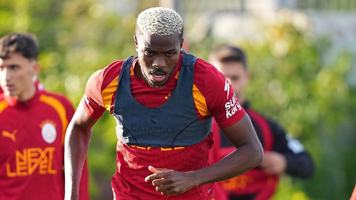 Galatasaray'da Osimhen takımla çalıştı, Singo ve Sallai ayrı idmanda