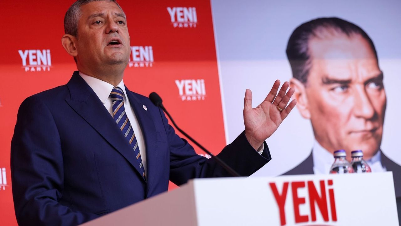 Cemil Tugay İddialarının Gölgesinde İzmir Gerilimi: Özgür Özel'den AK Parti'ye Sert Yanıt