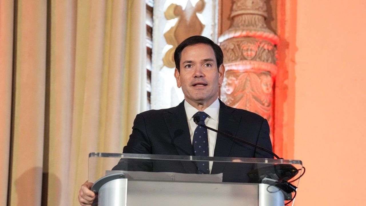 Rubio Atina'da konuştu: 'İran nükleer programa sahip olamaz, fırsatları kaçırdı