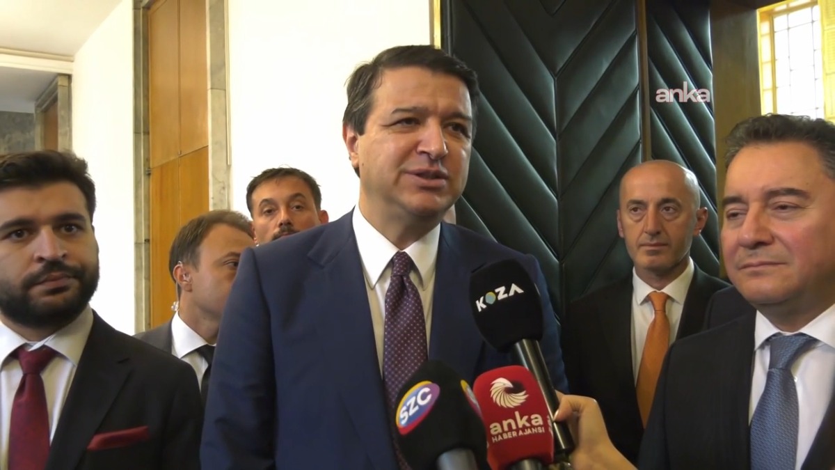 Babacan ve Arıkan'dan Cevdet Yılmaz'ın TBMM Sunumuna Eleştiri