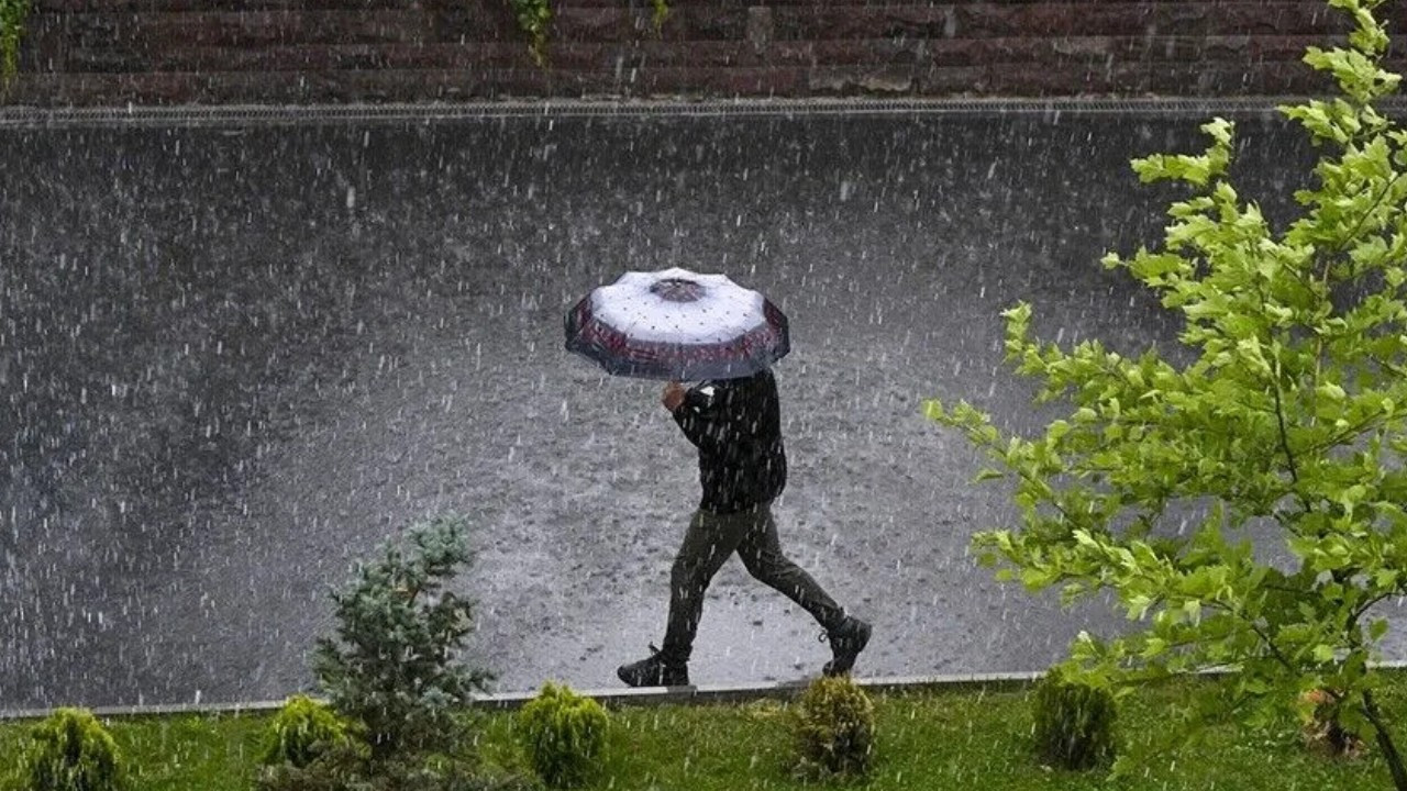 Meteoroloji'den çok sayıda il için sağanak ve gök gürültülü yağış uyarısı