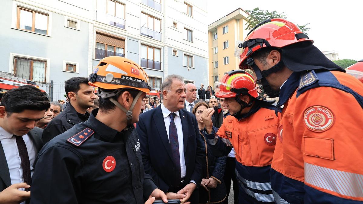 Maltepe'de Bina Çöktü: İBB Başkanvekili Nuri Aslan Olay Yerinde
