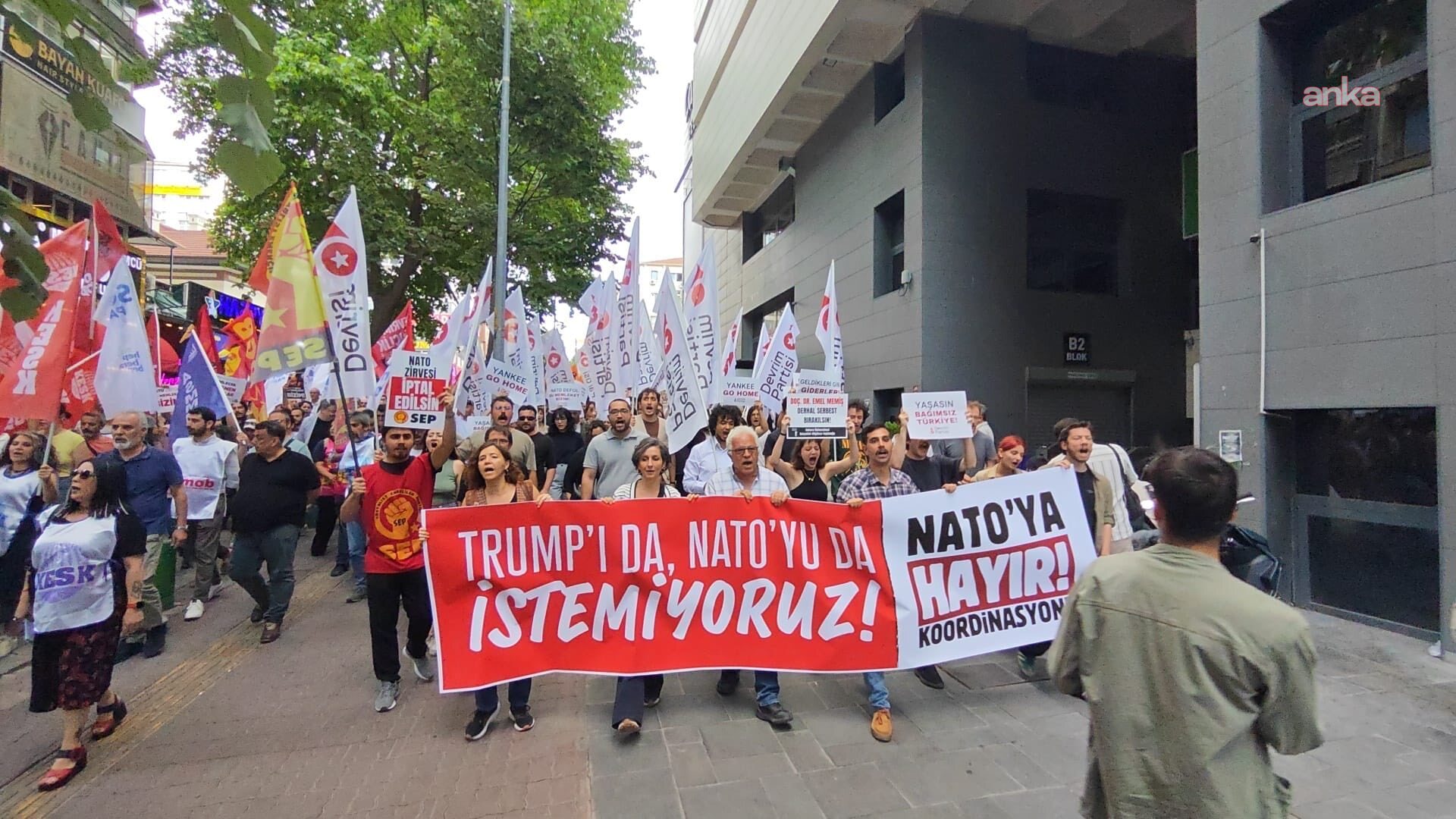 Ankara'da NATO Zirvesi Protestosuna Katılan 37 Kişi Yargılanıyor: 3 Yıla Kadar Hapis İstemi