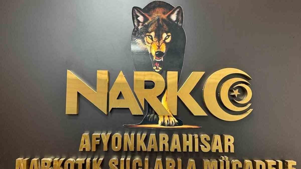 Polis Operasyonunda 594 Adet Uyuşturucu Hap Ele Geçirildi