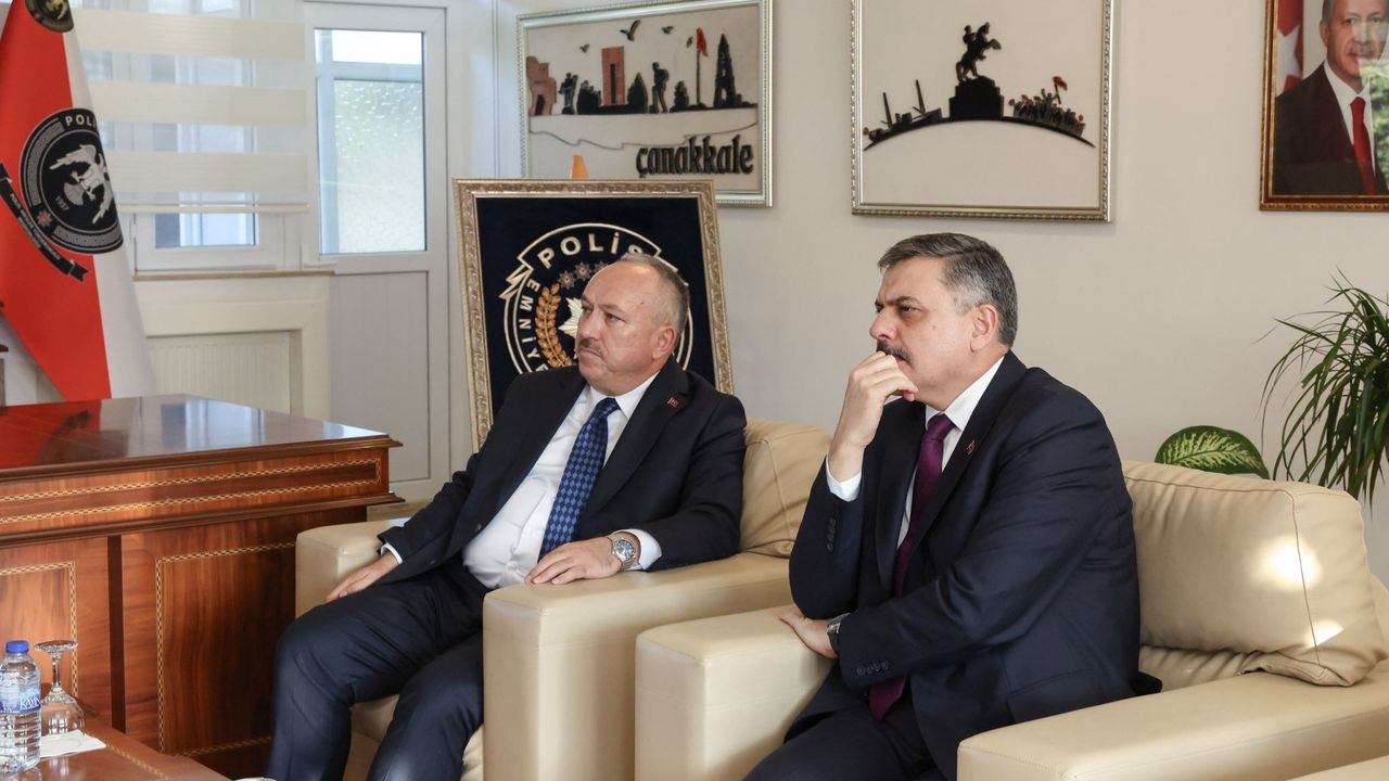 İçişleri Bakanı Çiftçi, 19 Mayıs Polis Meslek Yüksekokulu'nu ziyaret etti