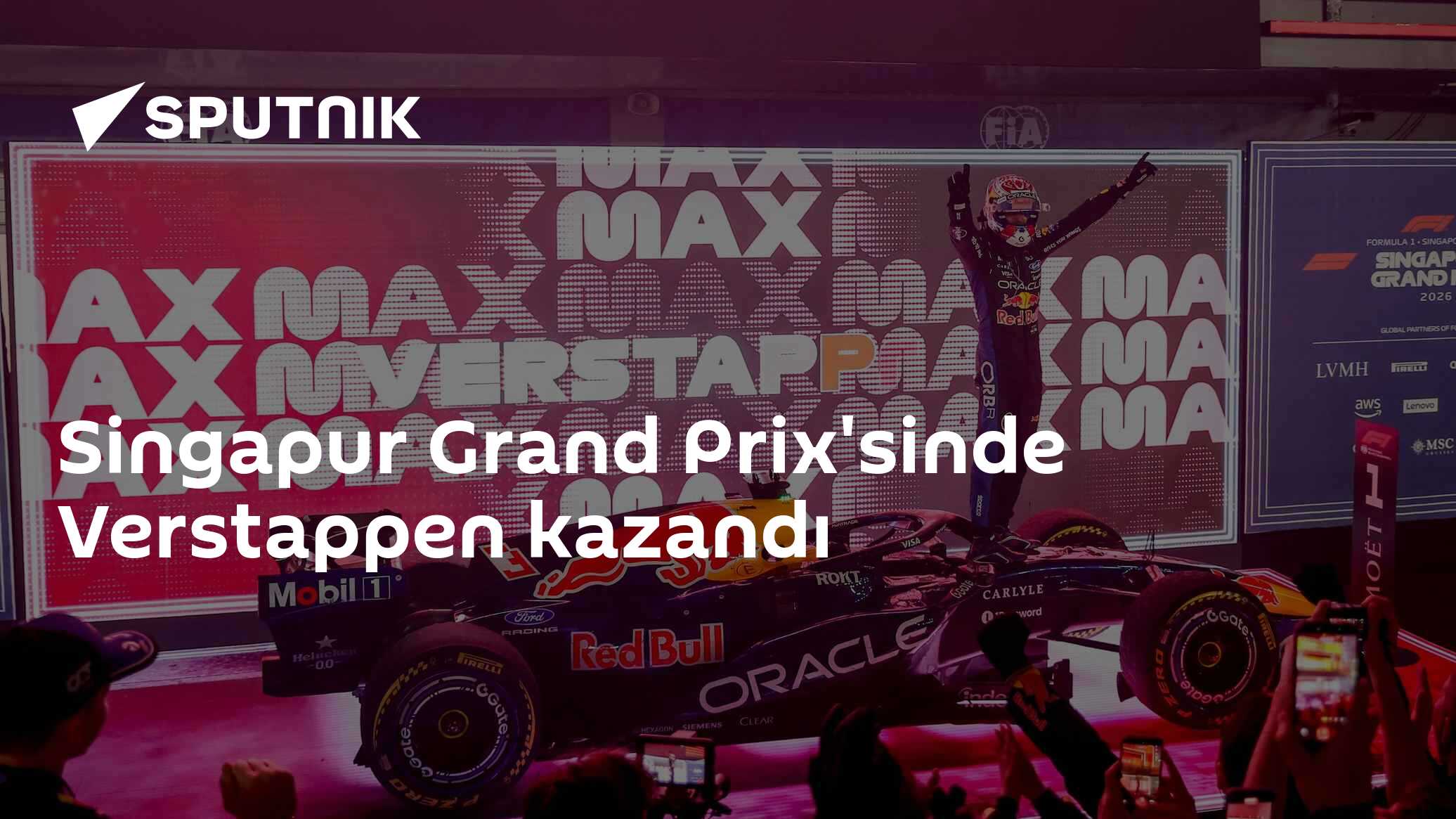 Verstappen Singapur'da Telsiz Sorununа Rağmen Kazandı, Sıradaki Durak Austin