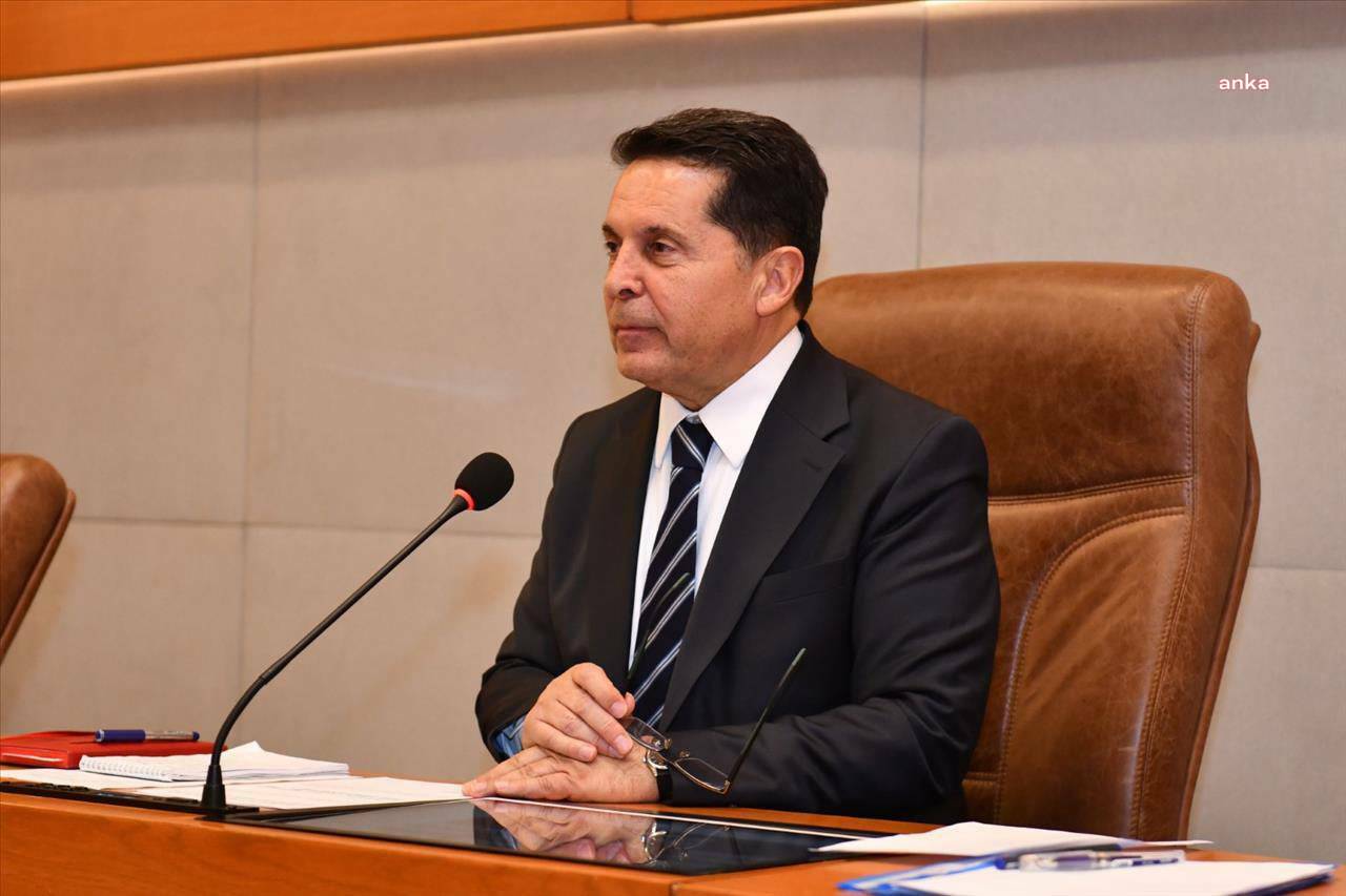 Ahmet Özer'den kayyum döneminde yolsuzluk iddialarına sert tepki: 'Hukukun üstünde kimse yok