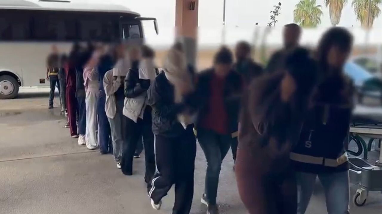 Osmaniye'de Fuhuş Operasyonu: 13 Adrese Baskın, 8 Tutuklama