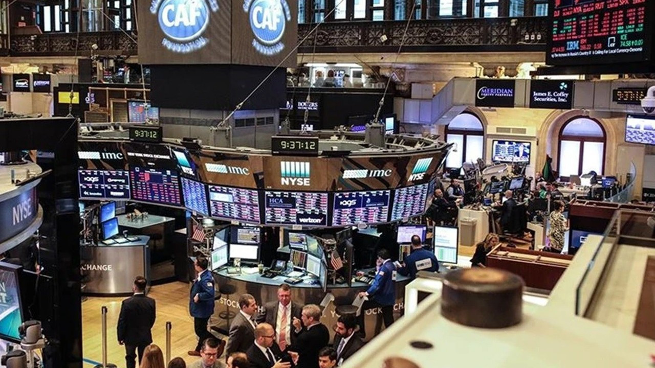 Wall Street Enflasyon Verileriyle Sarsıldı: S&P 500 ve Nasdaq Düşüşle Açıldı