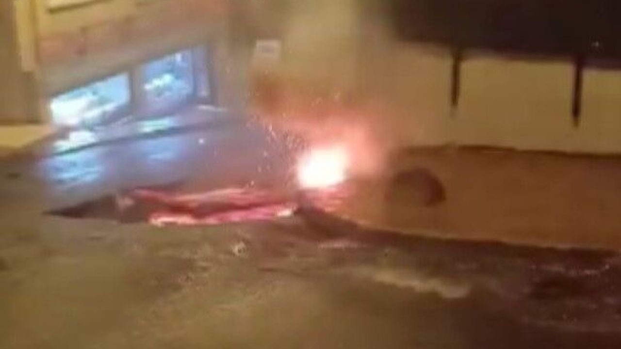 Sütlüce'de Açıkta Kalan Elektrik Kabloları Alev Aldı