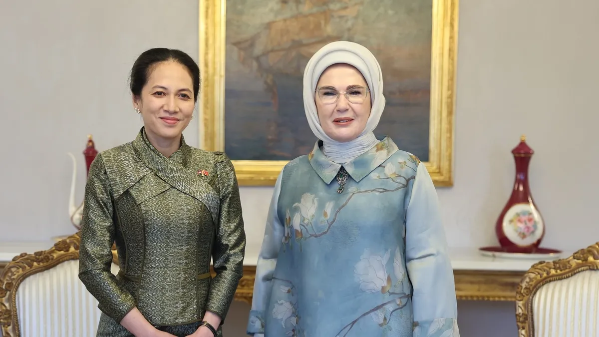 Emine Erdoğan, Kamboçya Başbakanı'nın eşi Pich Chanmony'i Vahdettin Köşkü'nde ağırladı