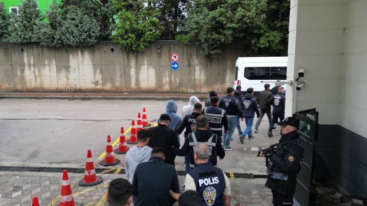 Gebze Savcılığı'nın yasa dışı bahis soruşturmasında 29 tutuklama: 6,2 milyar liralık para hareketi tespit edildi