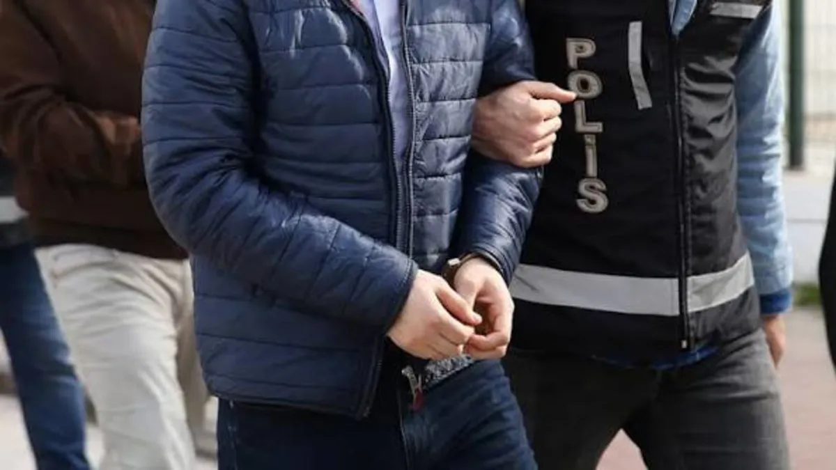 Ankara'da Jandarma'dan Uyuşturucu ve Silah Operasyonu: 33 Şüpheliden 7'si Tutuklandı
