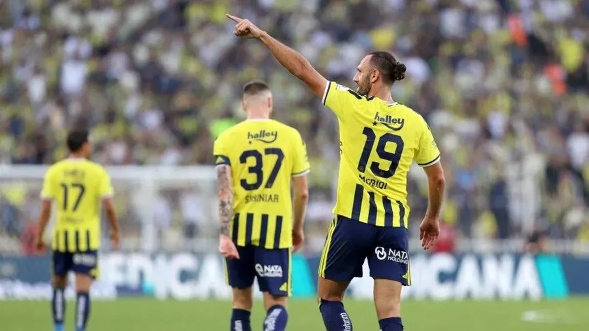 Fenerbahçe, Alanyaspor'u Ağırlıyor: İşte Maç Kadrosu ve Eksikler
