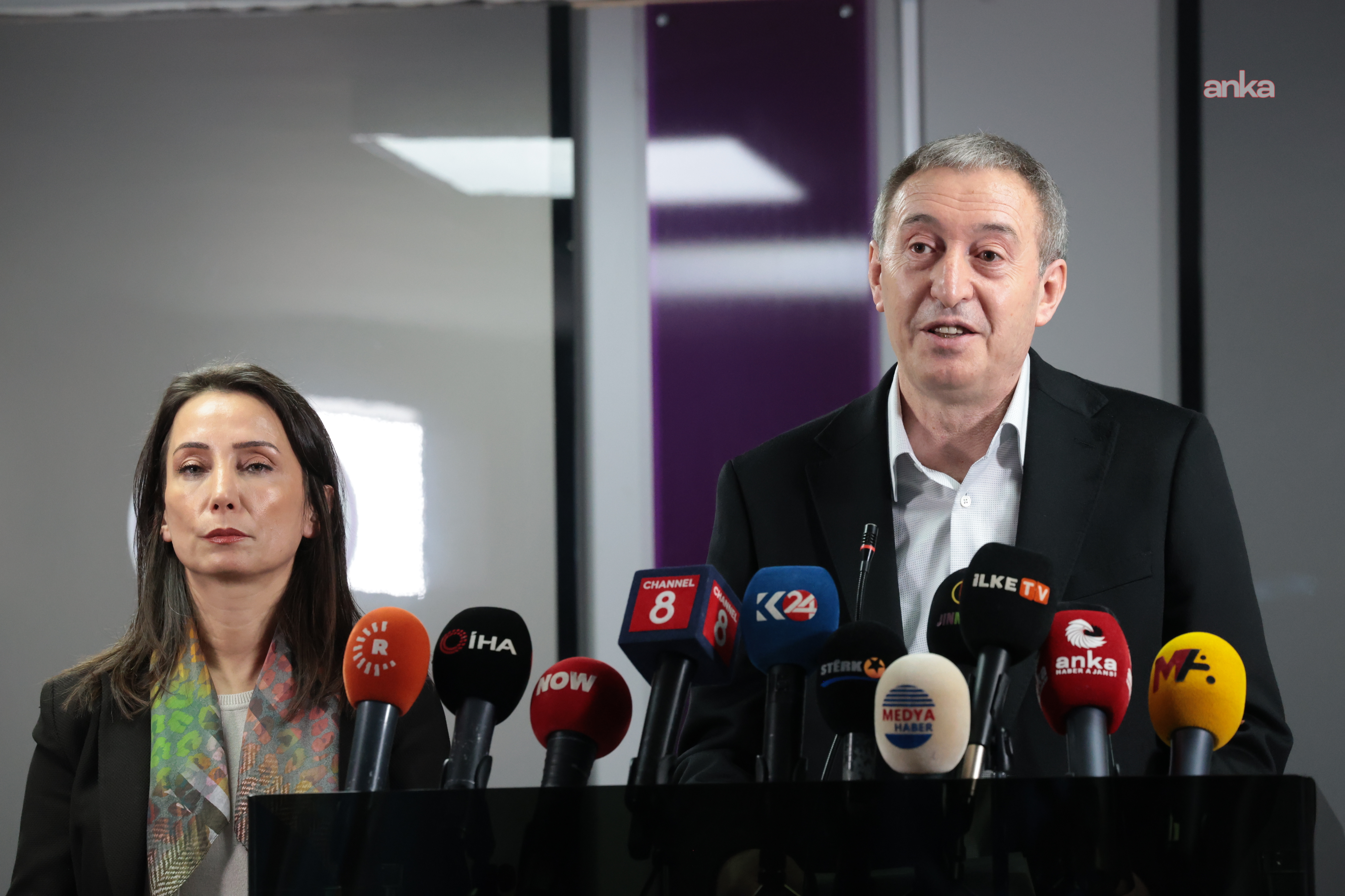 DEM Parti Eş Genel Başkanları Bakırhan ve Hatimoğulları'ndan Başpiskopos Sabri Anar için başsağlığı