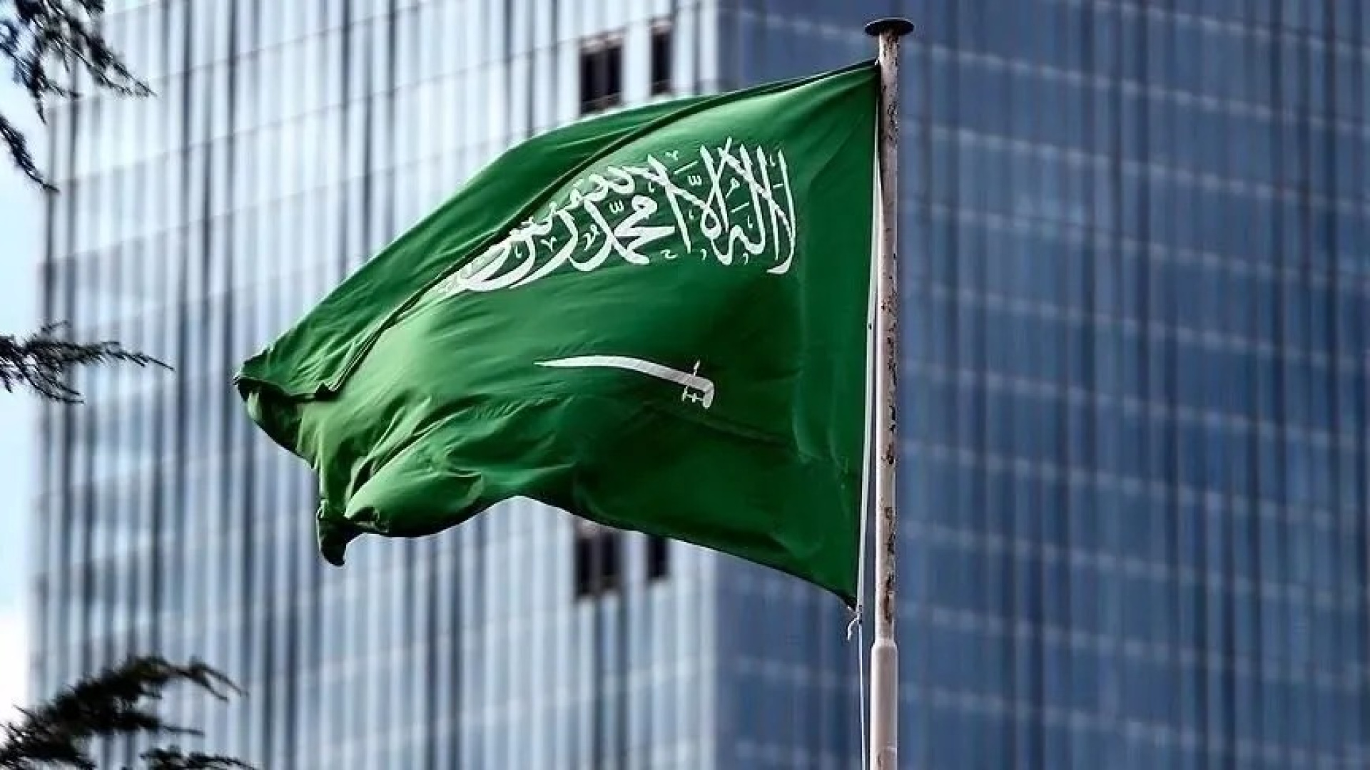 Arap Koalisyonu: Riyad'ı Hedef Alan Husi Seyir Füzesi Etkisiz Hale Getirildi