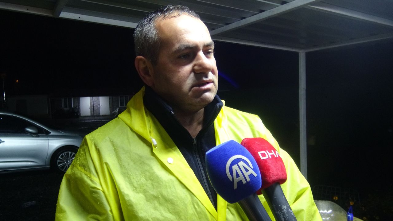 Gebze'de cip dereye düştü: Sürücü ağaç dalına tutunarak kurtuldu, 2 kişi aranıyor