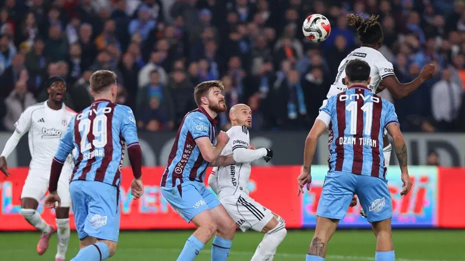 Trabzonspor-Beşiktaş Derbisi Bu Akşam: Maç Saati, Yayın Kanalı ve Eksikler