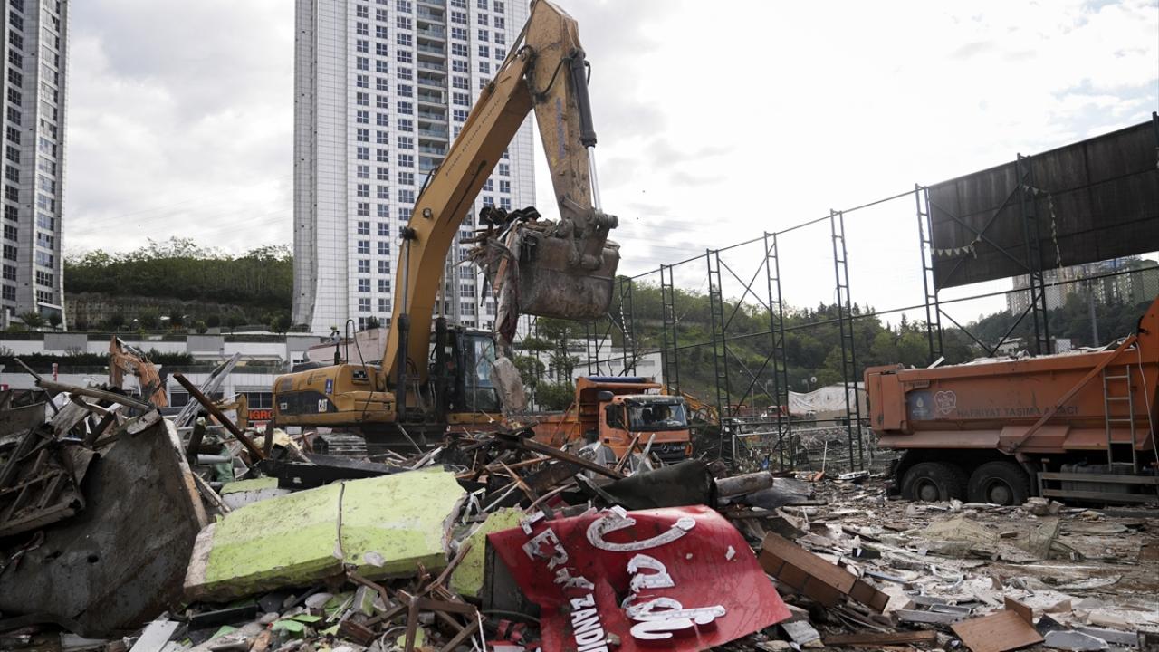 İstanbul Valisi Davut Gül: Selde 3 Bin Ev ve İş Yeri Zarar Gördü, Ödemeler Başlıyor