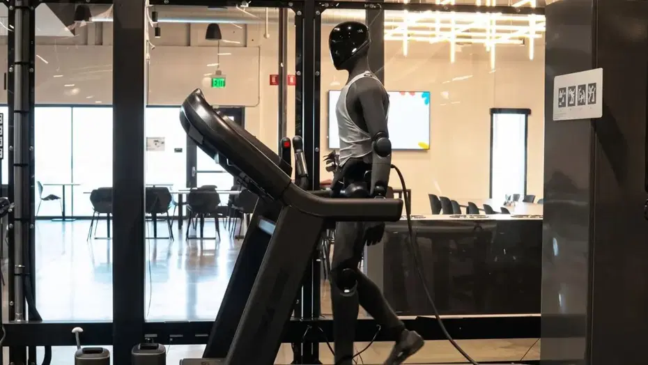 Figure 03 Robot Dokuz Günde 560 Kilometre Yürüdü: Koşu Bandında Dayanıklılık Testi