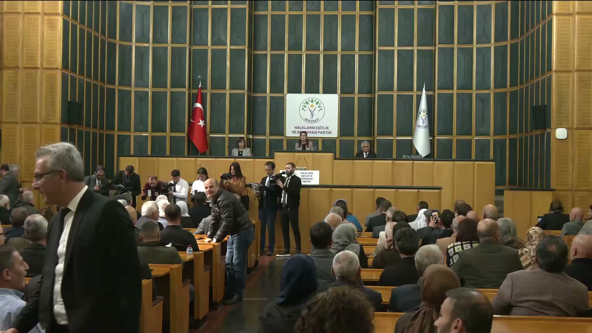 Bakırhan'dan iktidara barış çağrısı: 'Niyet anlatmayı bırakın, karar alın