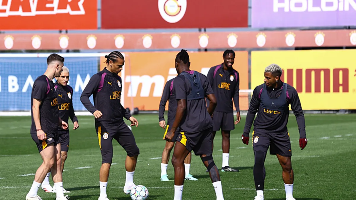 Galatasaray, Lille Deplasmanı İçin Hazırlıklarını Tamamladı