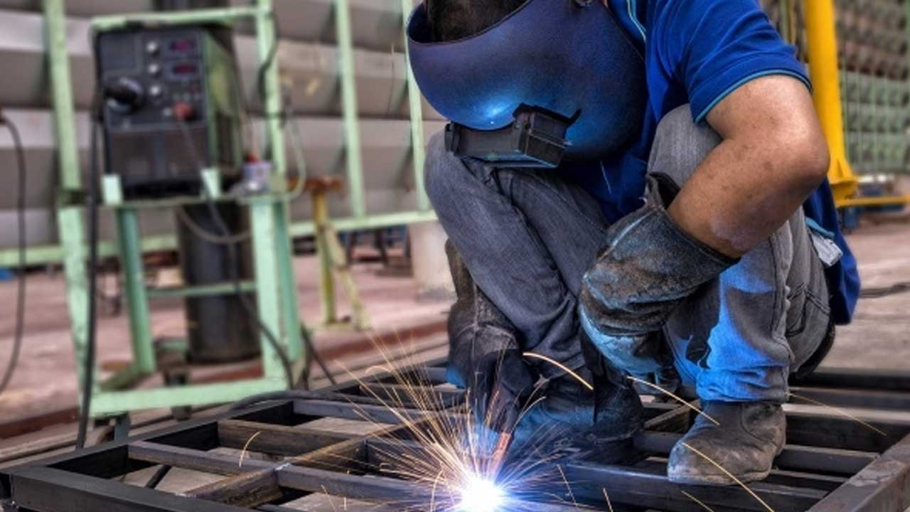 TÜSİAD, Türkiye'nin ihracat rekabet gücünü izlemek için interaktif panel yayımladı