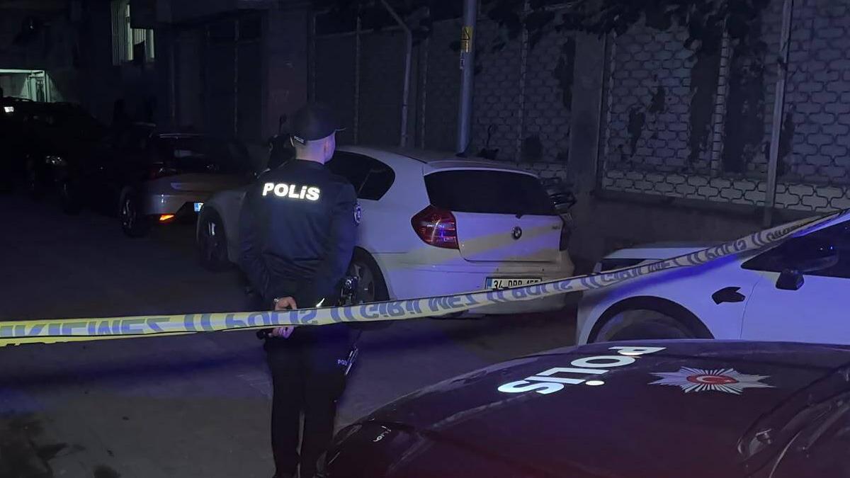 Zeytinburnu'nda Polise Silahlı Saldırı: Şüpheli Bacağından Vuruldu