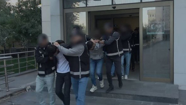 Ankara'da işyerine silahlı saldırı: Ateşi kaydeden zanlı dahil 5 kişi tutuklandı